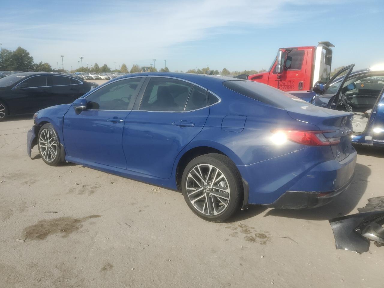 2025 TOYOTA CAMRY