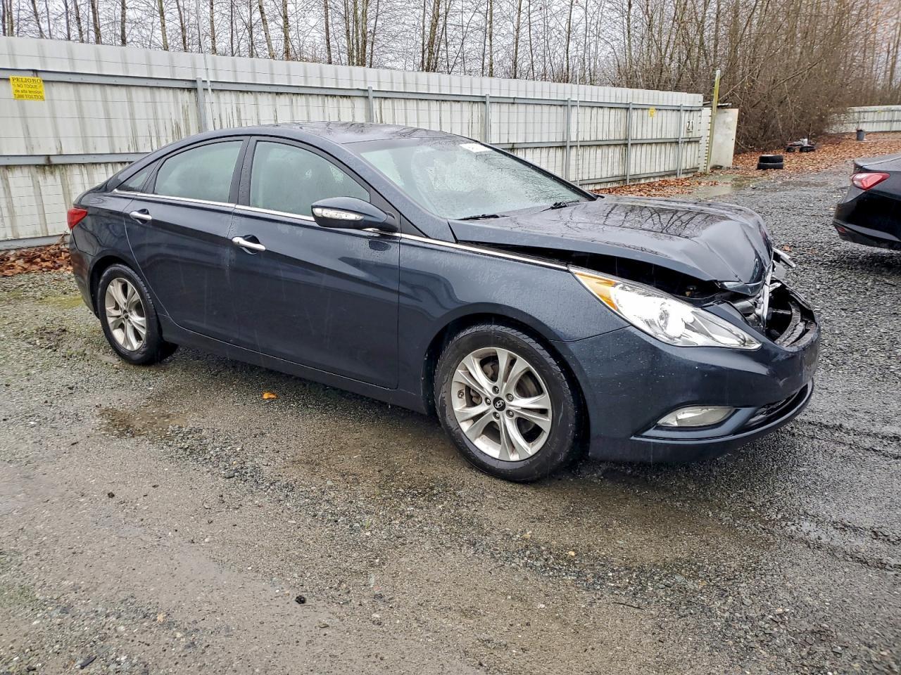 2013 HYUNDAI SONATA