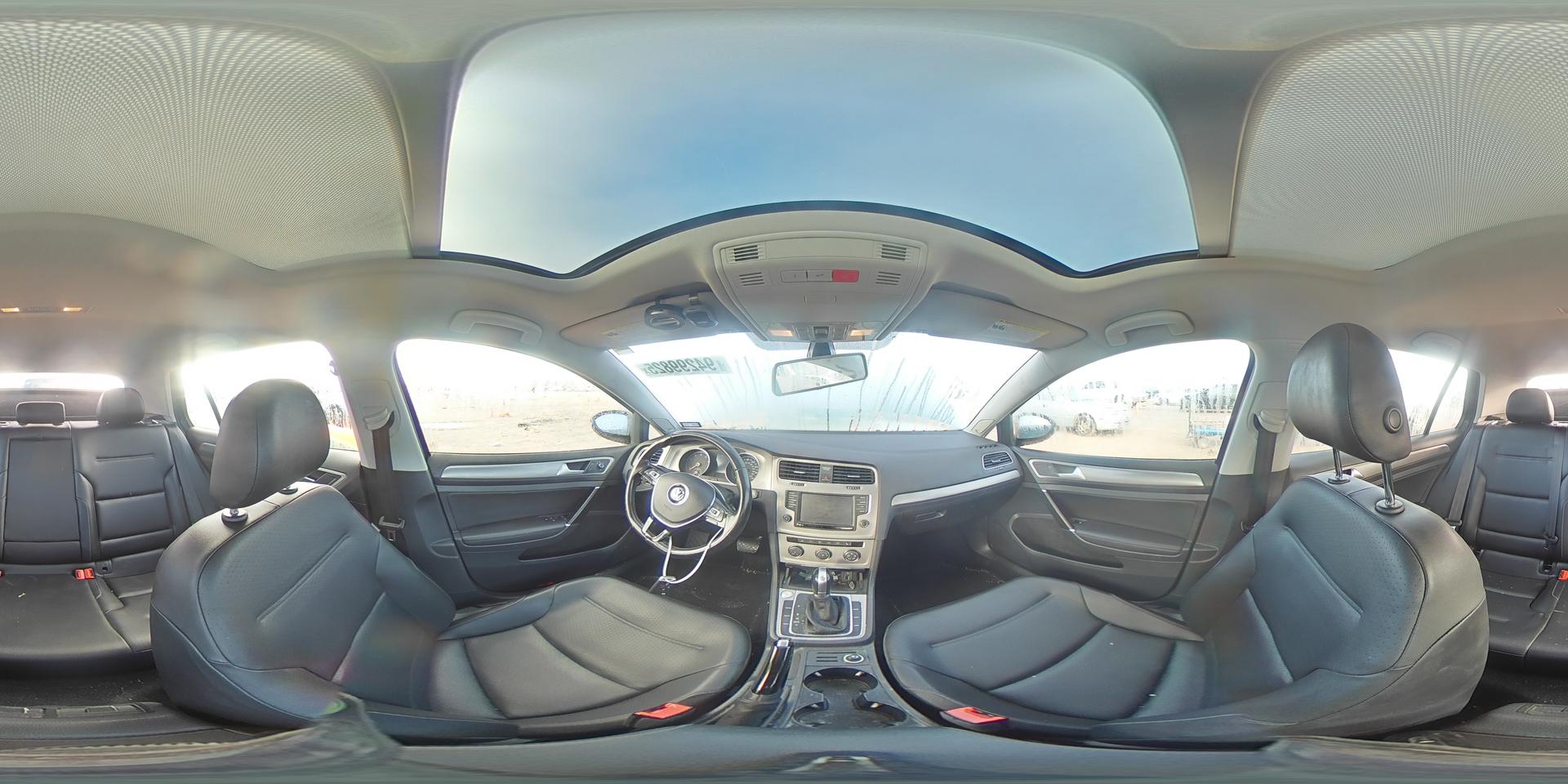 2017 VOLKSWAGEN GOLF