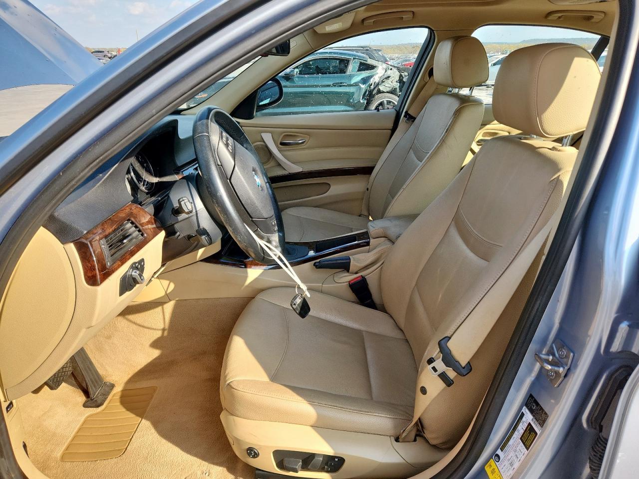 2011 BMW 3 SERIES