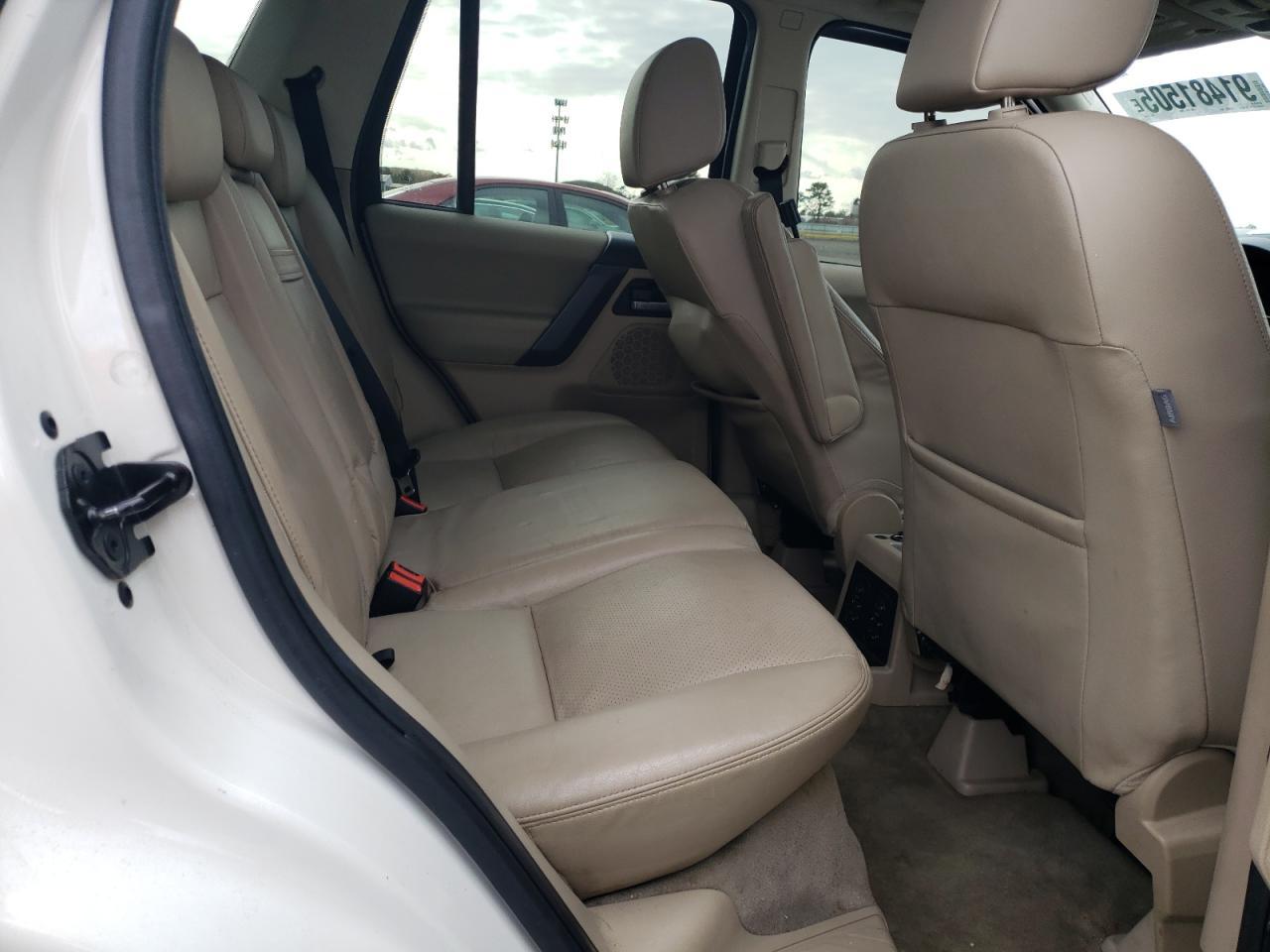 2010 LAND ROVER LR2