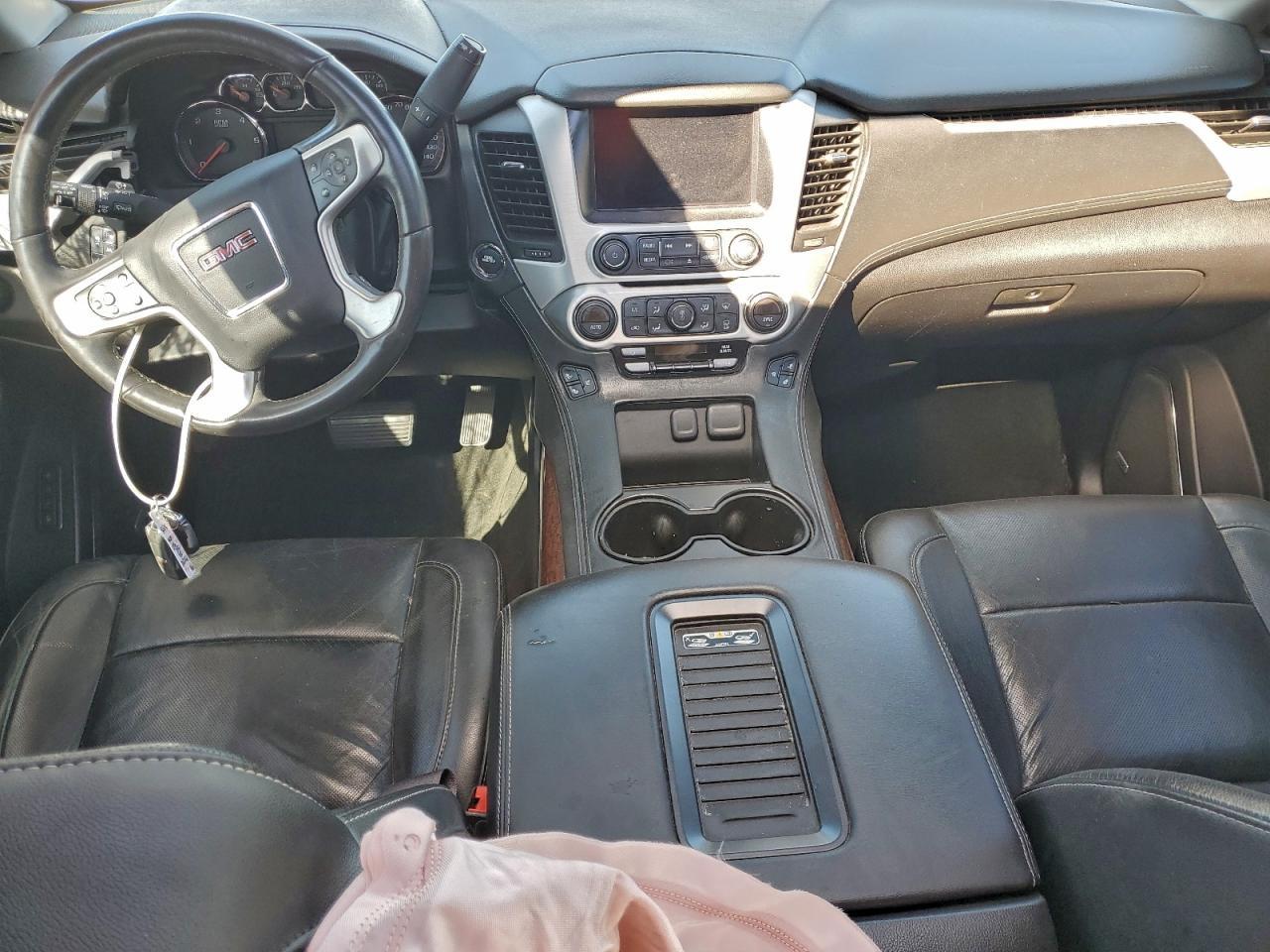 2016 GMC Yukon