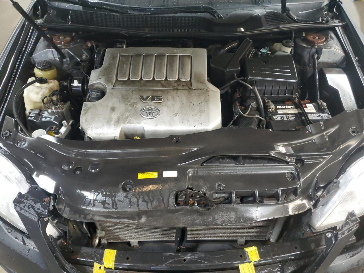 2010 TOYOTA Avalon
