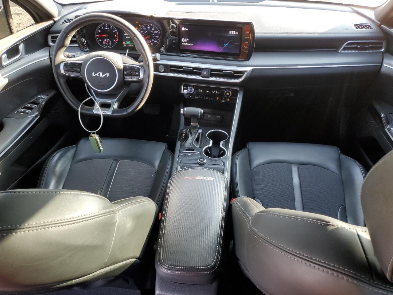2022 KIA K5