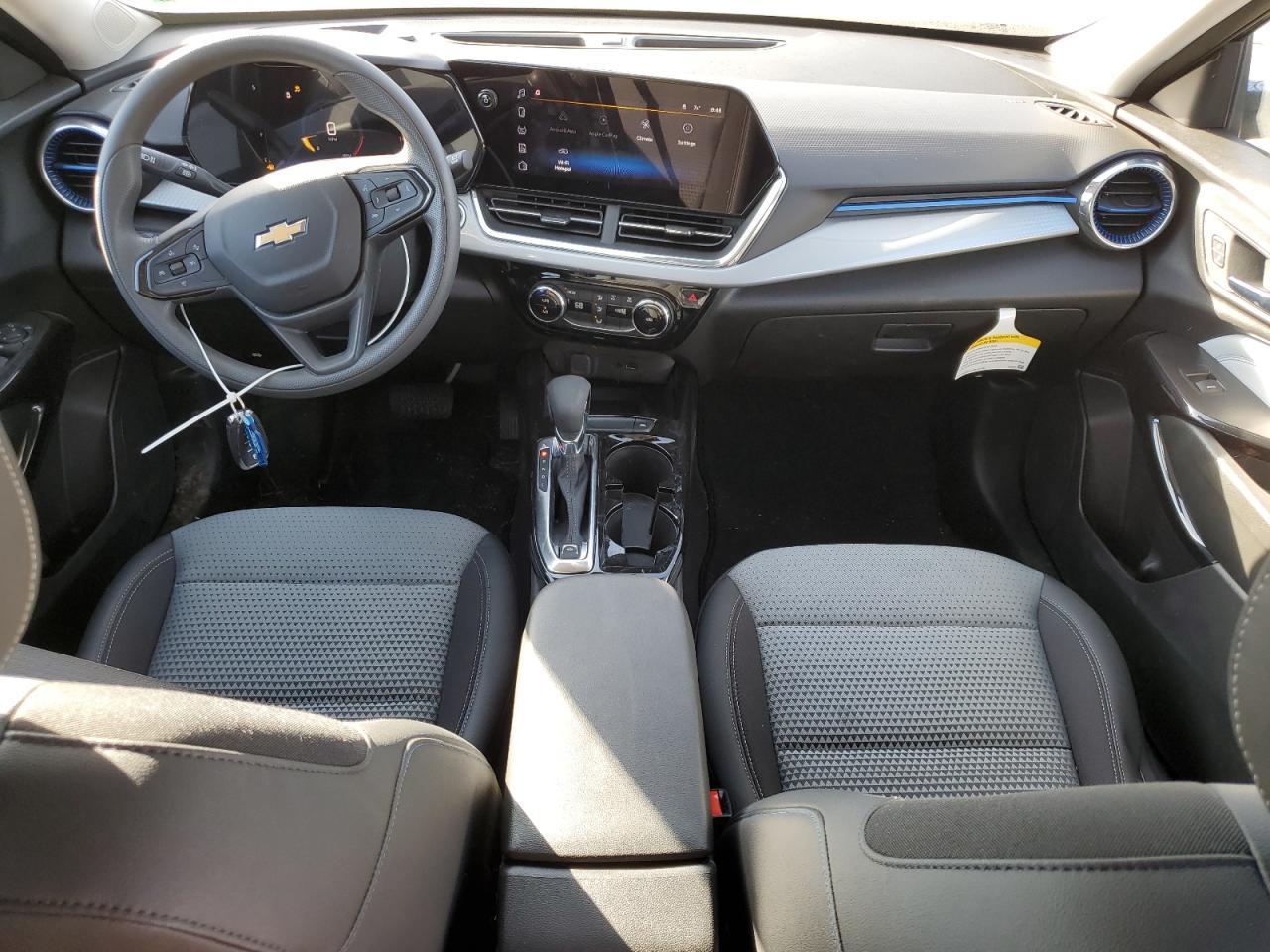 2025 CHEVROLET TRAX