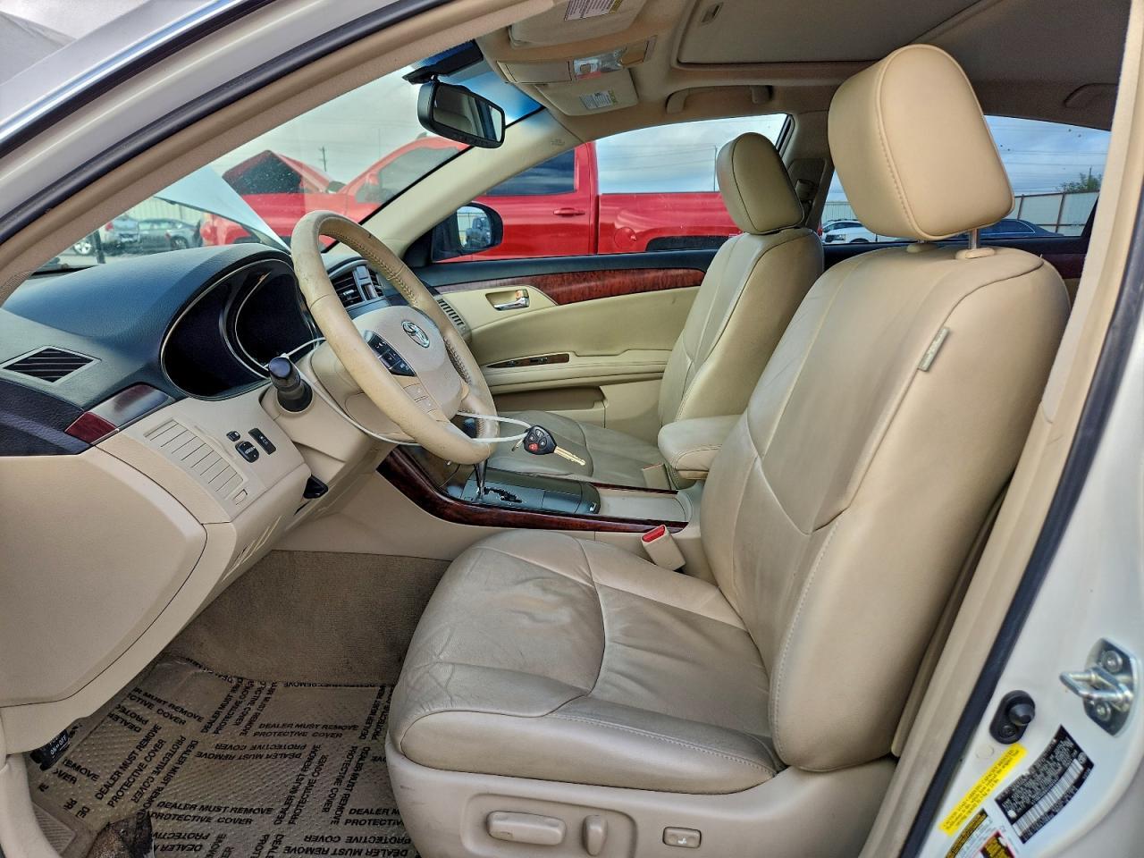 2012 TOYOTA Avalon