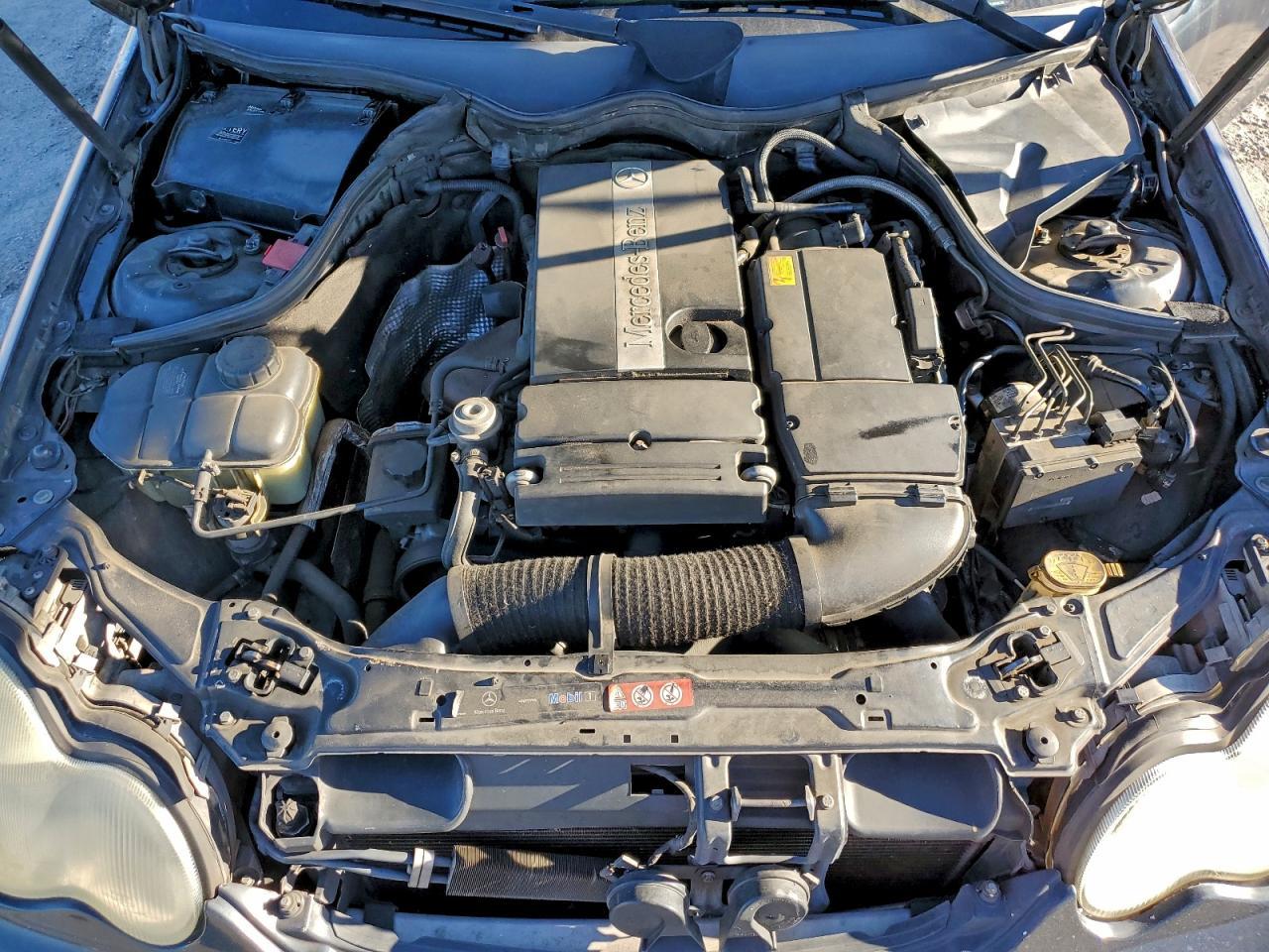 2004 MERCEDES-BENZ C-CLASS