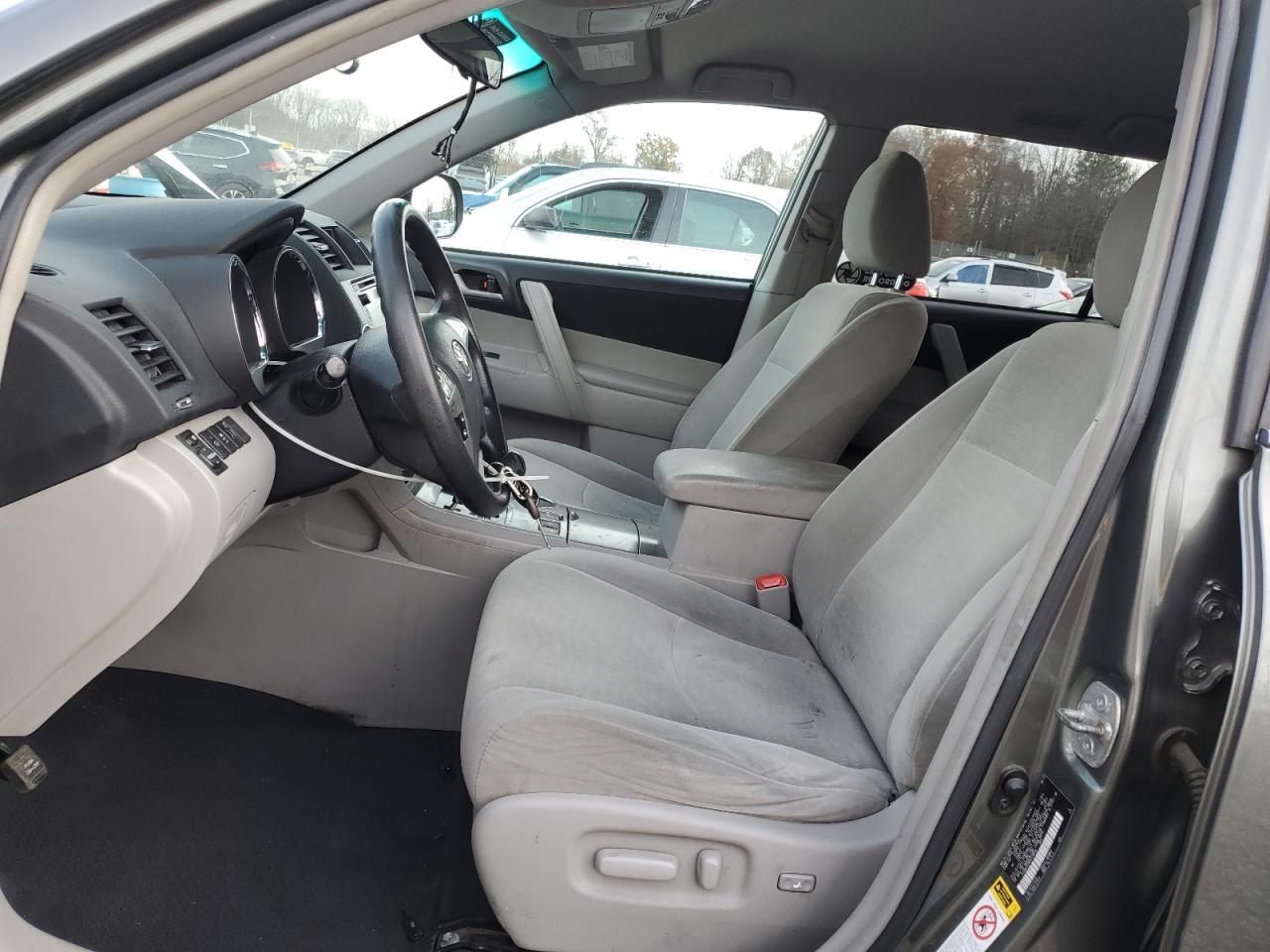 2013 TOYOTA HIGHLANDER
