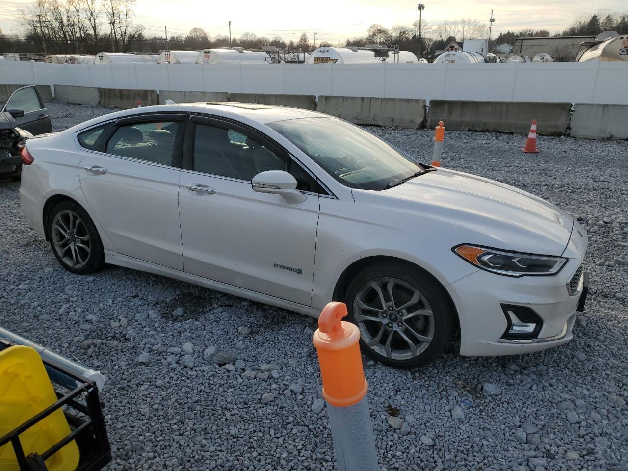 2019 FORD FUSION