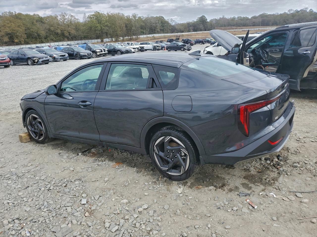 2025 KIA K4