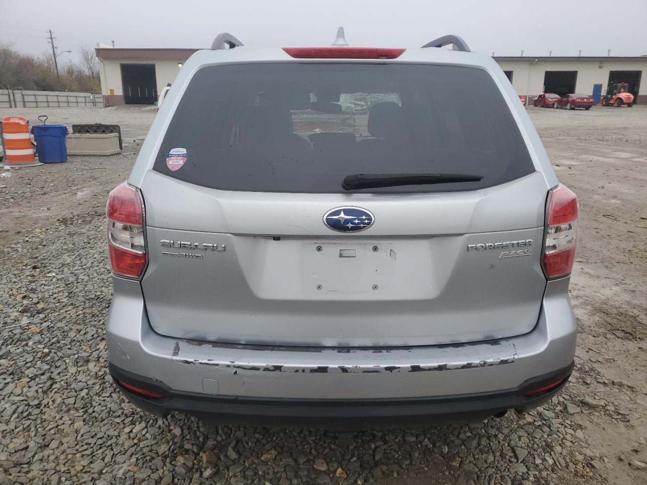 2016 SUBARU FORESTER