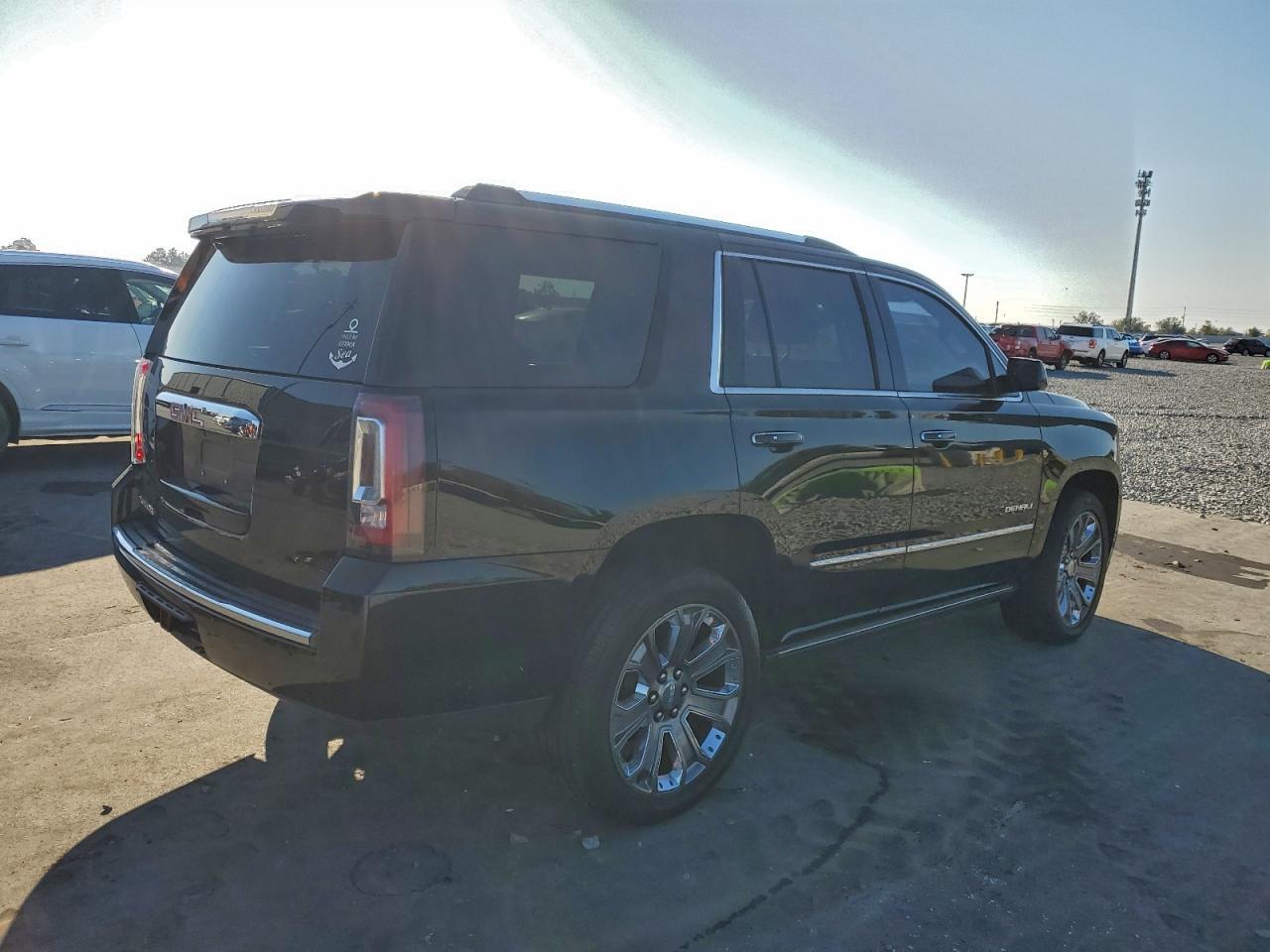 2016 GMC Yukon