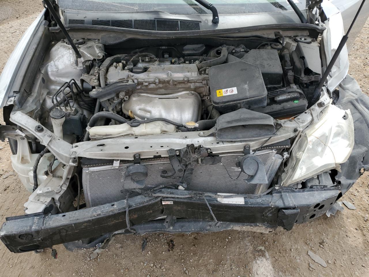 2014 TOYOTA CAMRY
