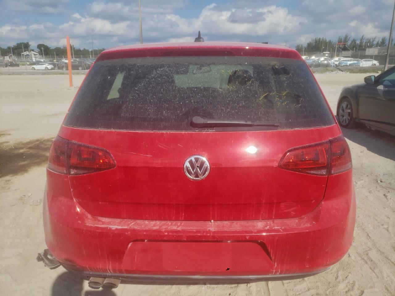 2015 VOLKSWAGEN GOLF
