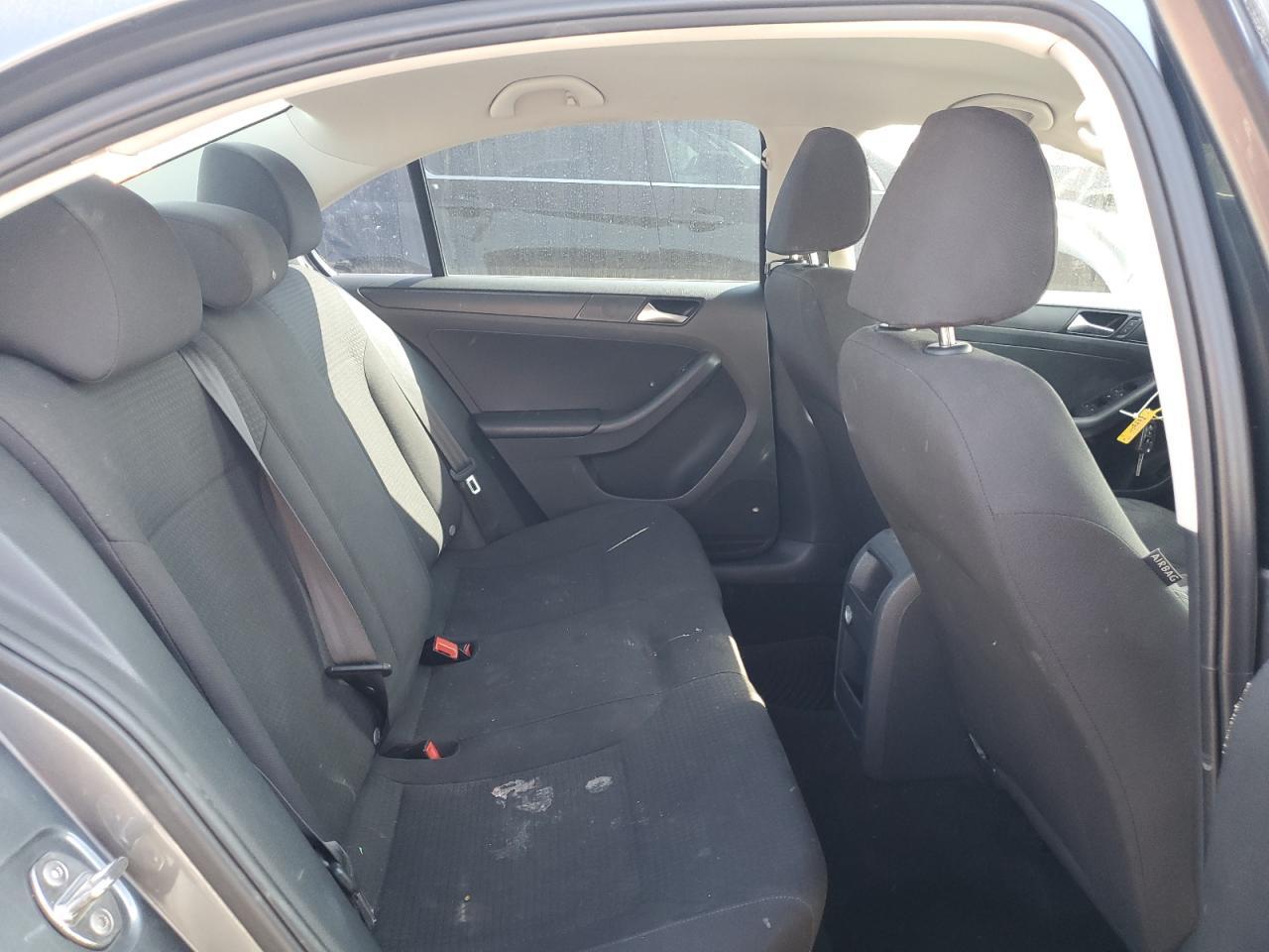 2016 VOLKSWAGEN JETTA
