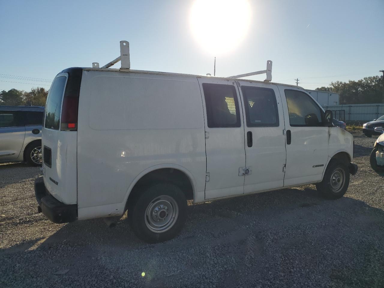 2001 CHEVROLET EXPRESS 2500