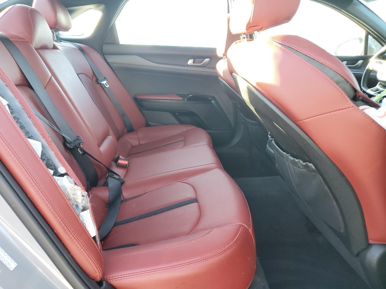 2023 KIA K5