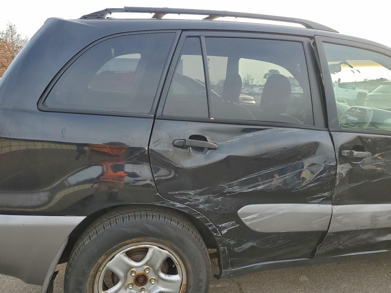2002 TOYOTA RAV4