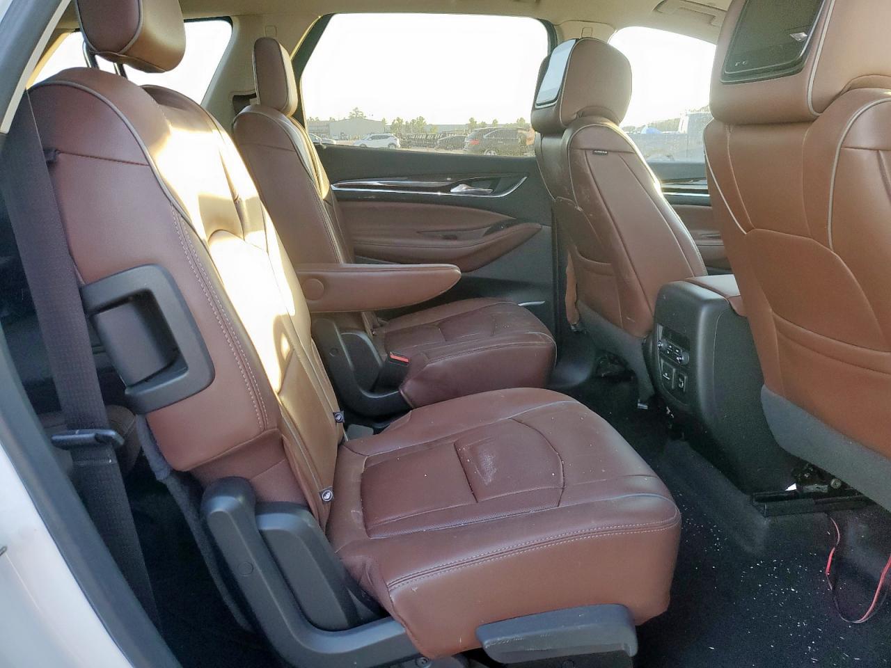 2018 BUICK ENCLAVE AVENIR