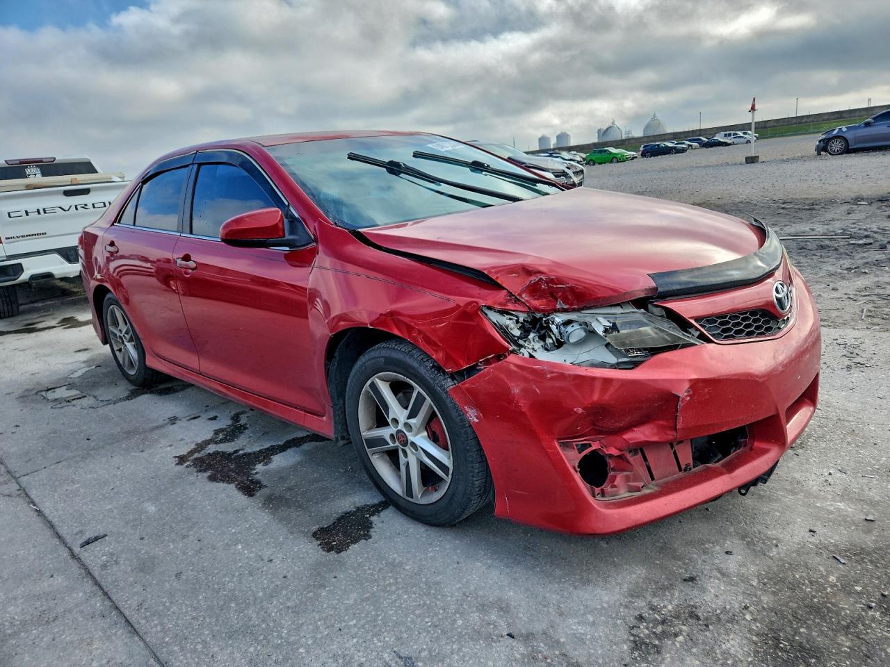 2014 TOYOTA CAMRY