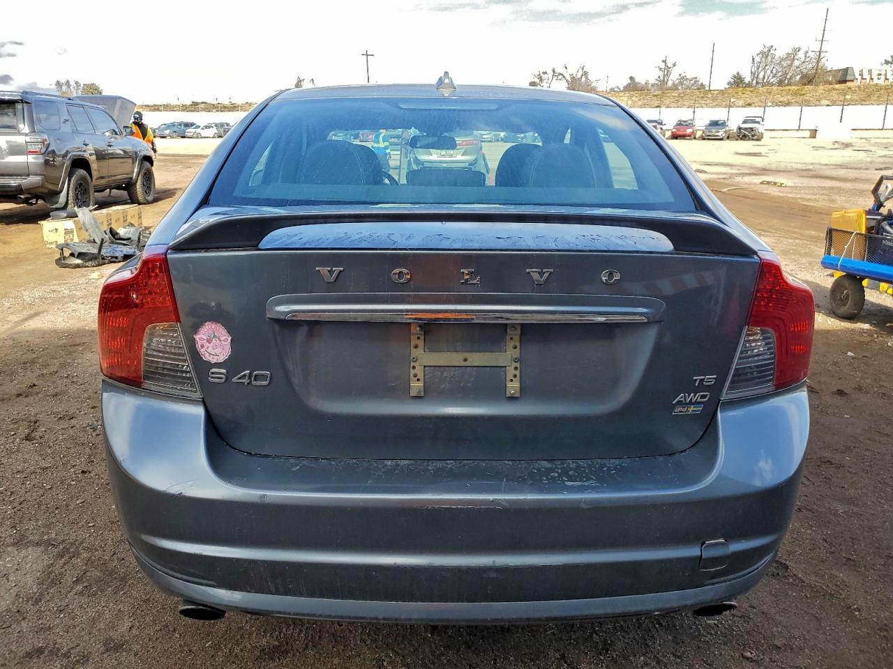 2009 VOLVO S40