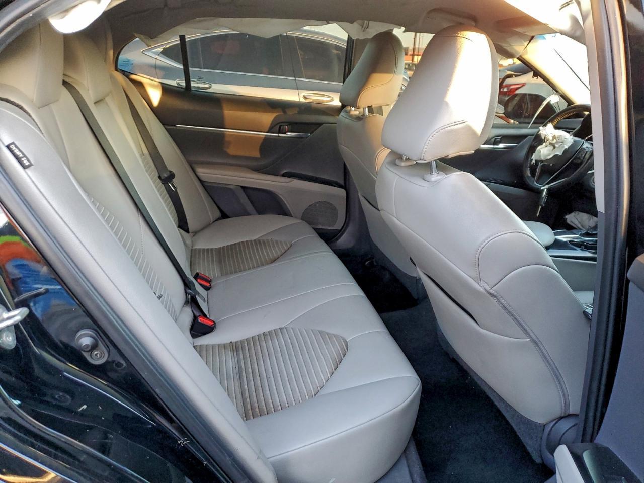 2019 TOYOTA CAMRY