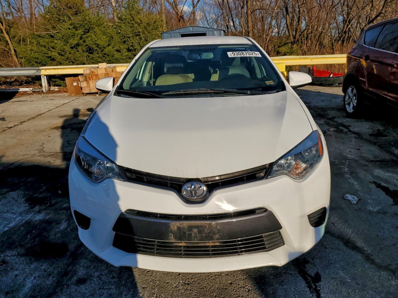 2015 TOYOTA COROLLA