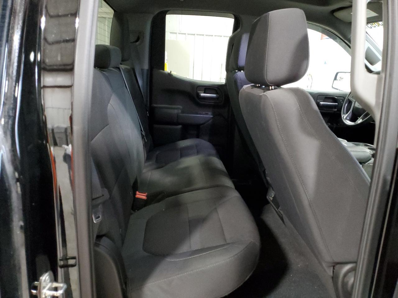 2021 CHEVROLET Silverado