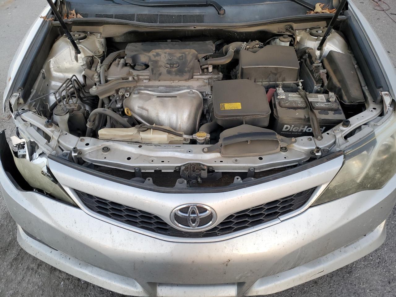 2012 TOYOTA CAMRY