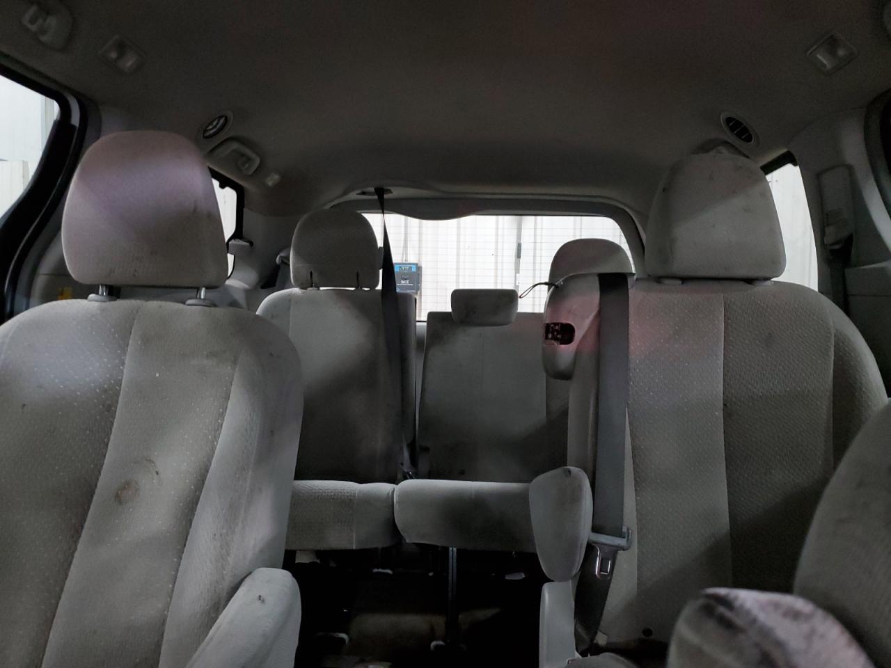2014 TOYOTA SIENNA