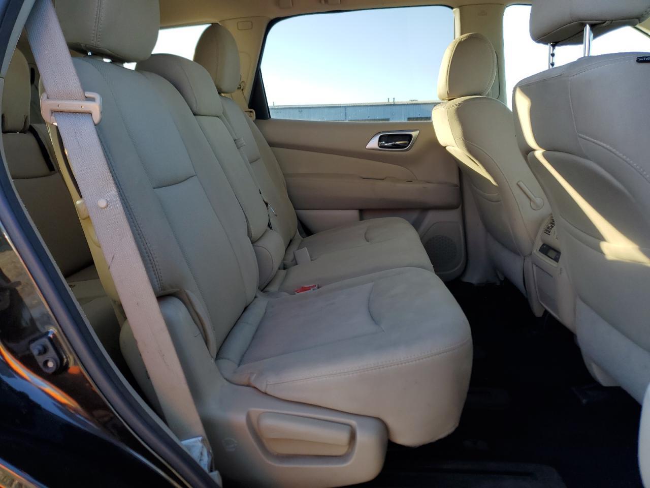 2017 NISSAN PATHFINDER