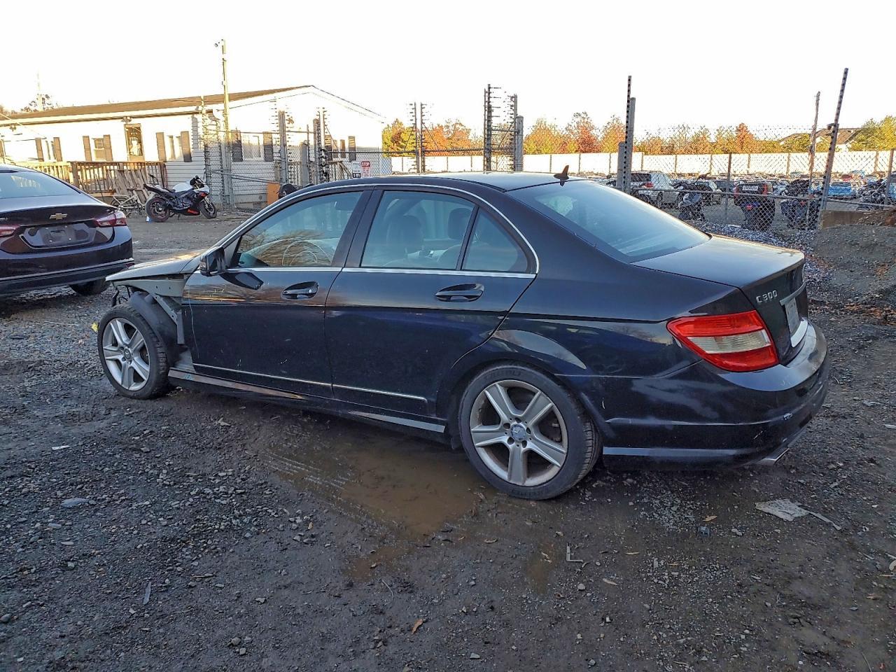 2011 MERCEDES-BENZ C-CLASS
