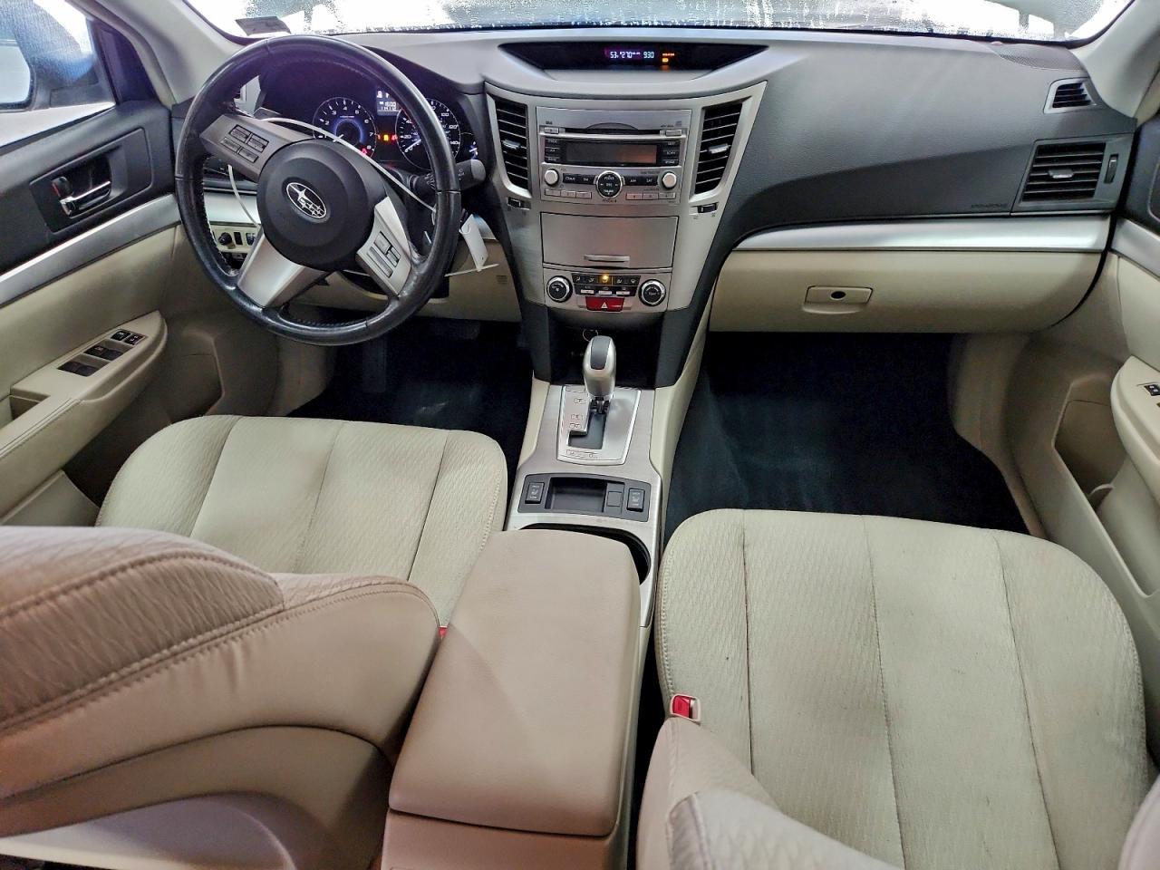 2011 SUBARU Outback
