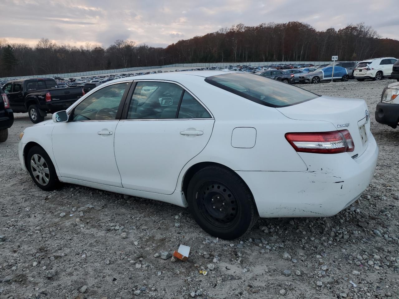 2011 TOYOTA CAMRY
