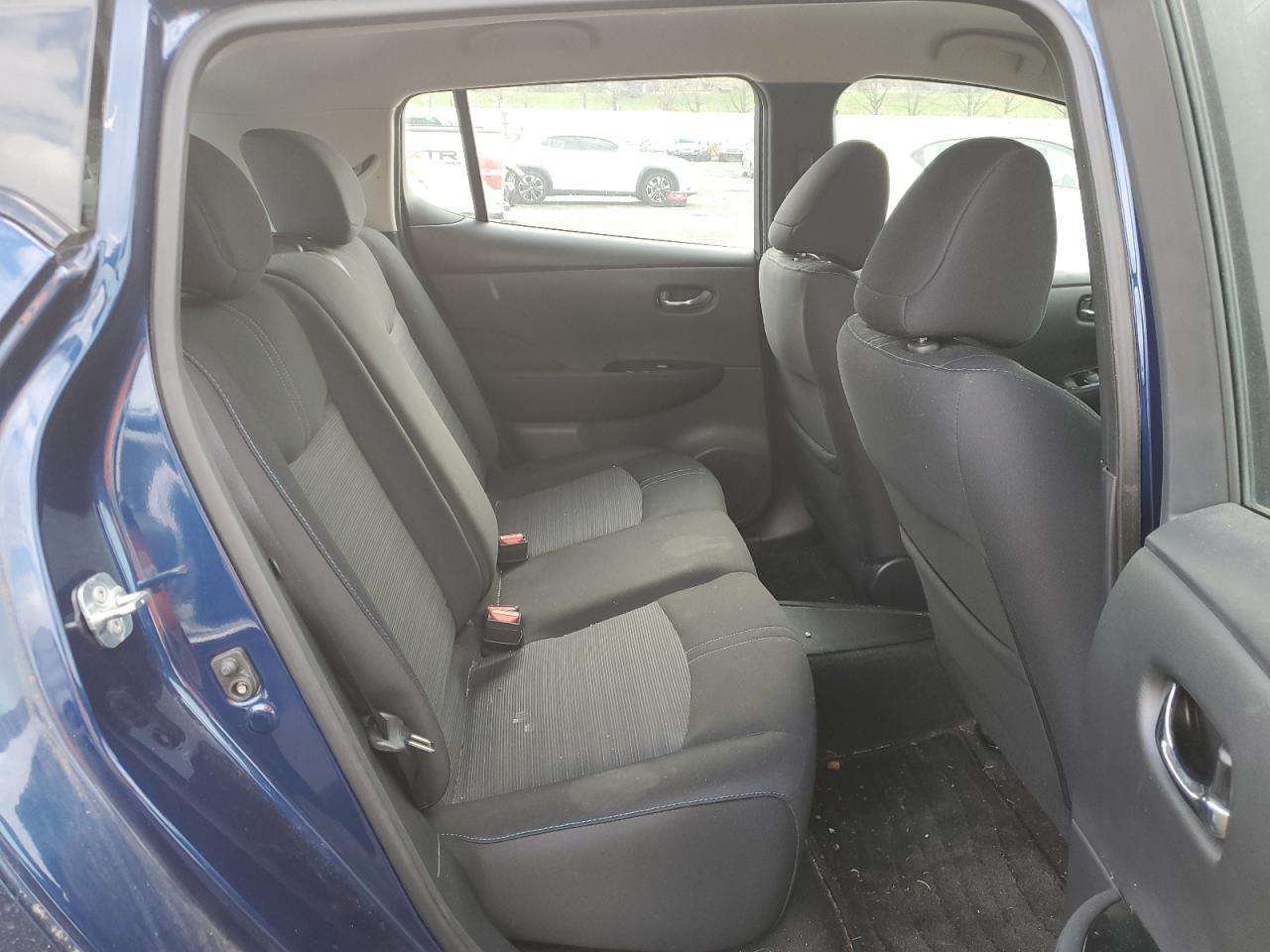 2019 NISSAN LEAF
