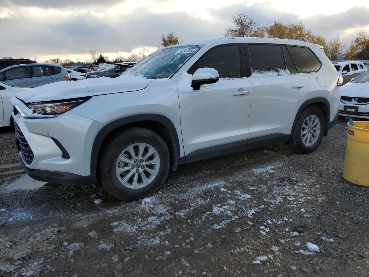 2025 TOYOTA HIGHLANDER