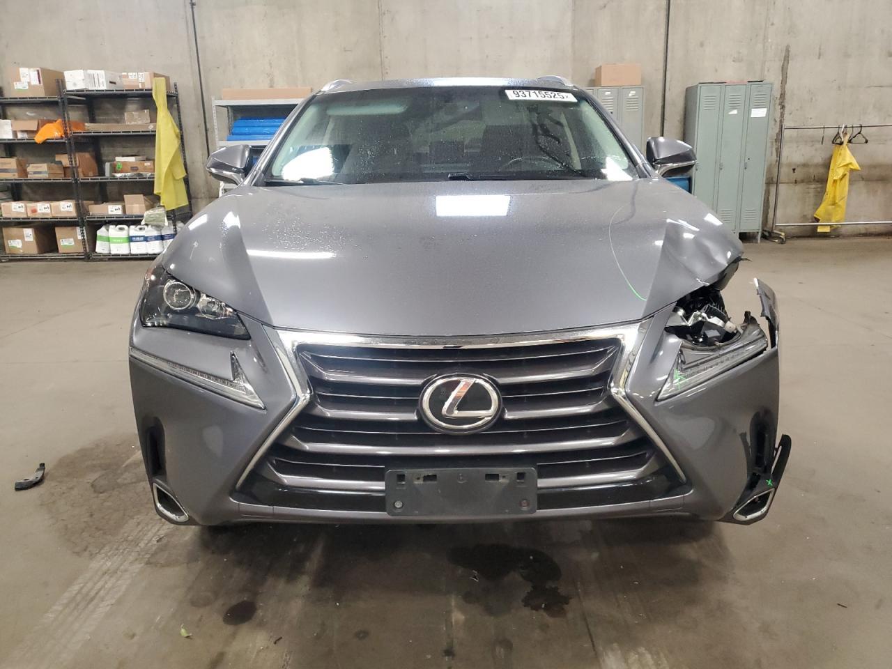 2015 LEXUS NX 200T