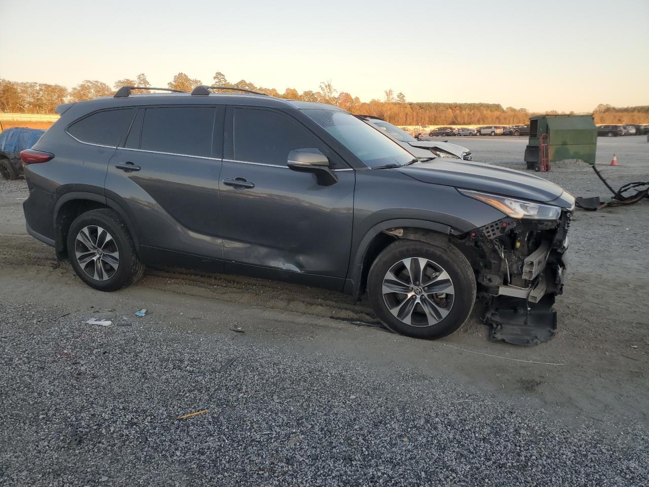 2020 TOYOTA HIGHLANDER
