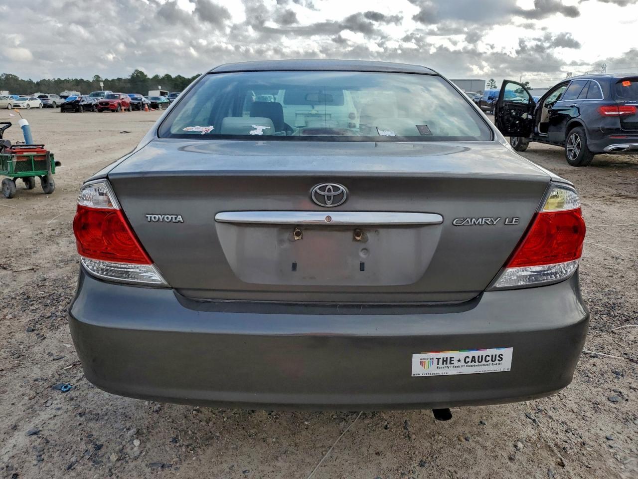 2005 TOYOTA CAMRY