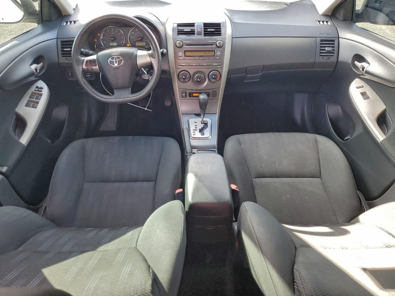 2011 TOYOTA COROLLA