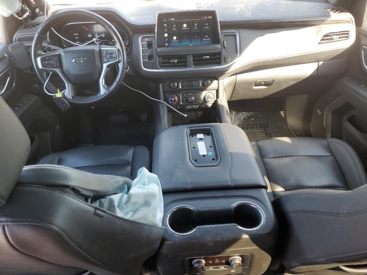 2022 CHEVROLET Suburban