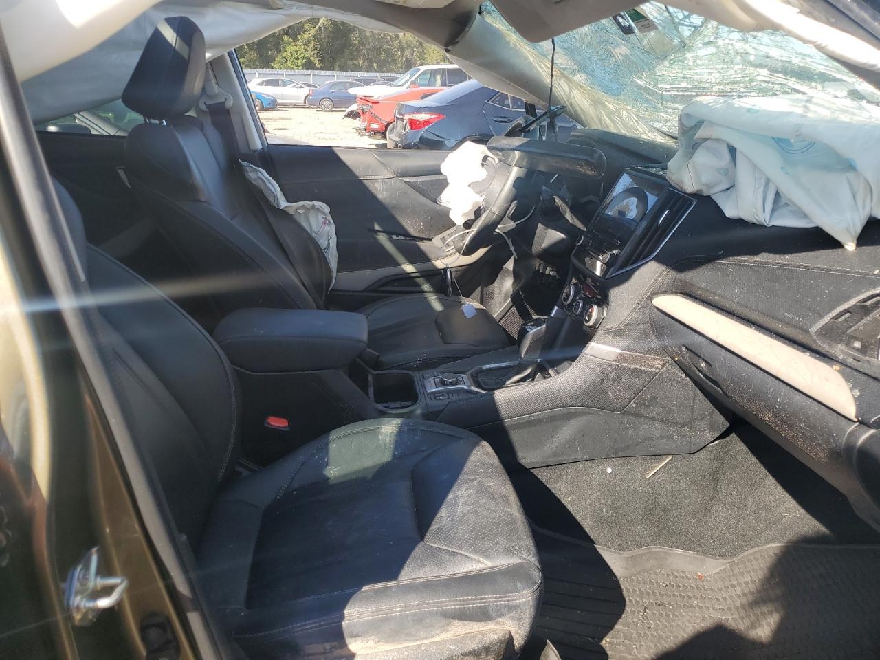 2022 SUBARU FORESTER