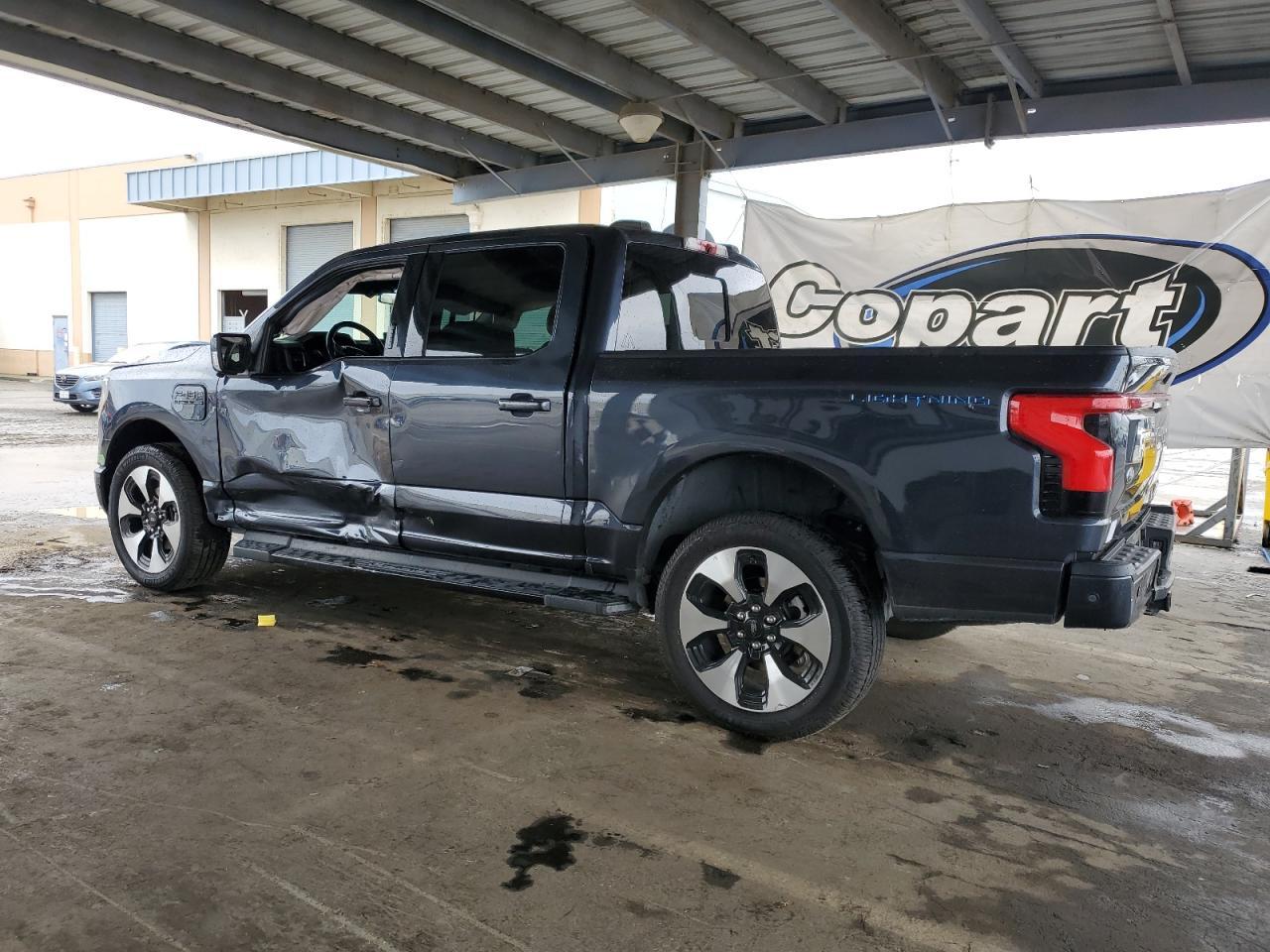 2022 FORD F-150 Lightning