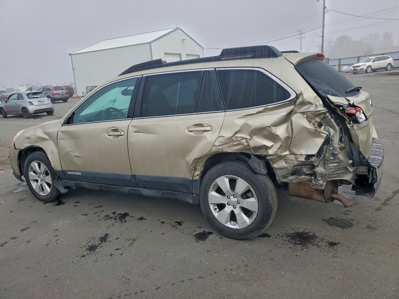 2010 SUBARU Outback