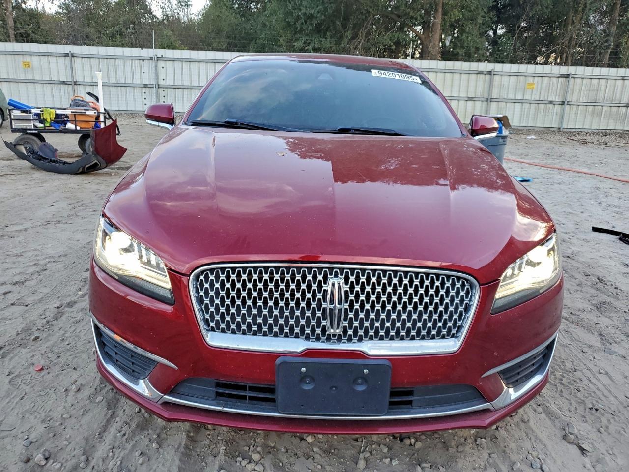 2017 LINCOLN MKZ