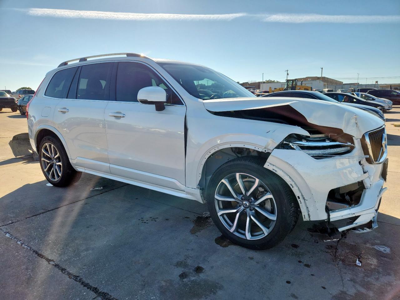 2019 VOLVO XC90