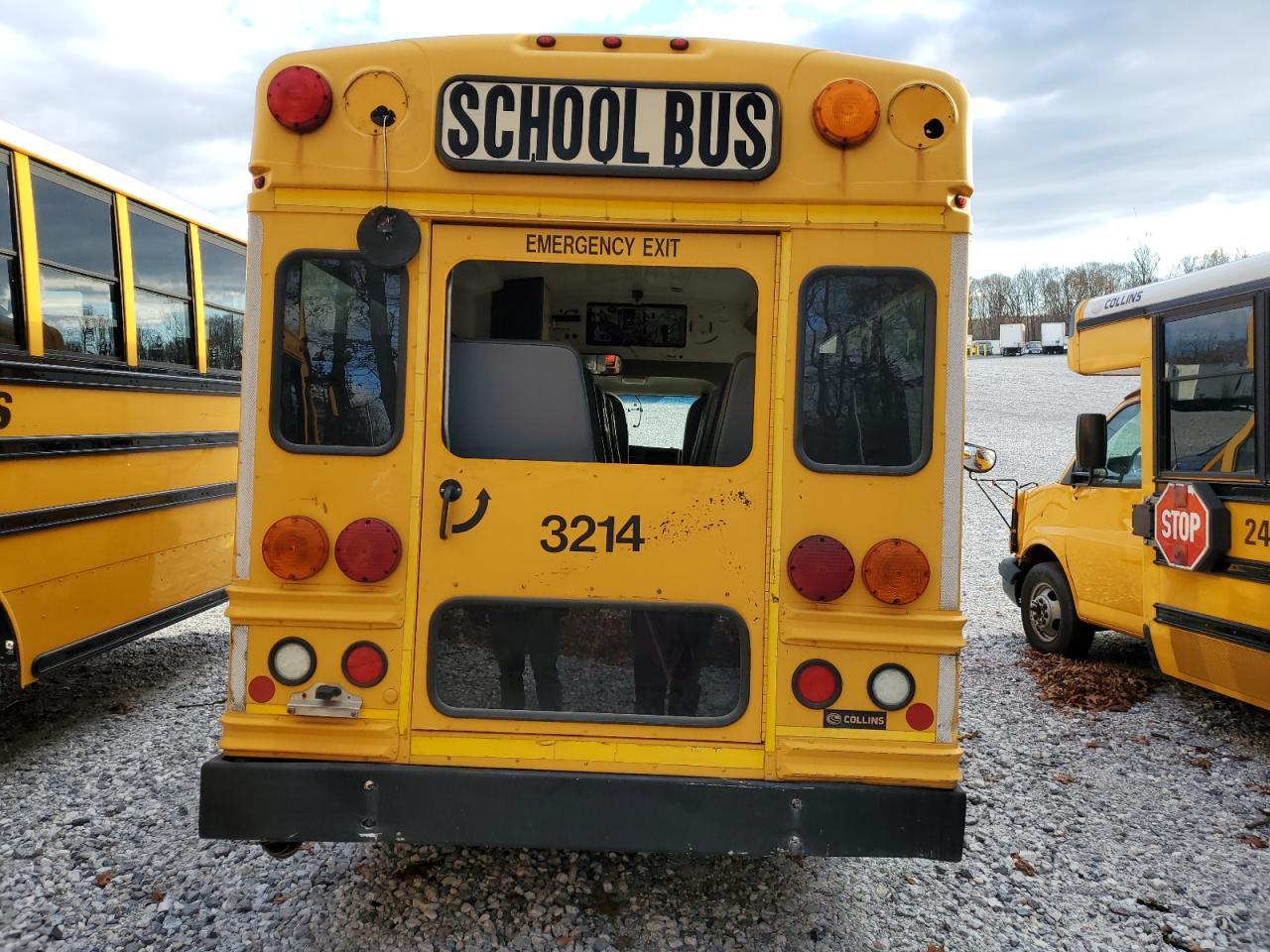 2011 CHEVROLET School Bus