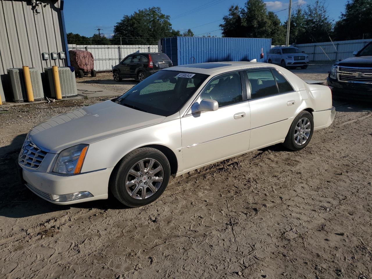 2009 CADILLAC DTS