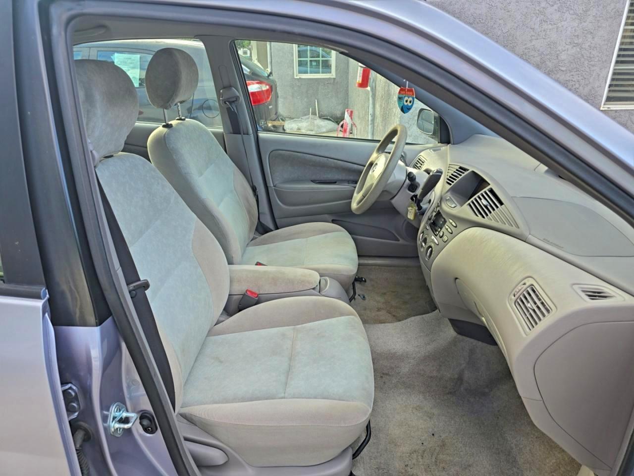 2002 TOYOTA PRIUS