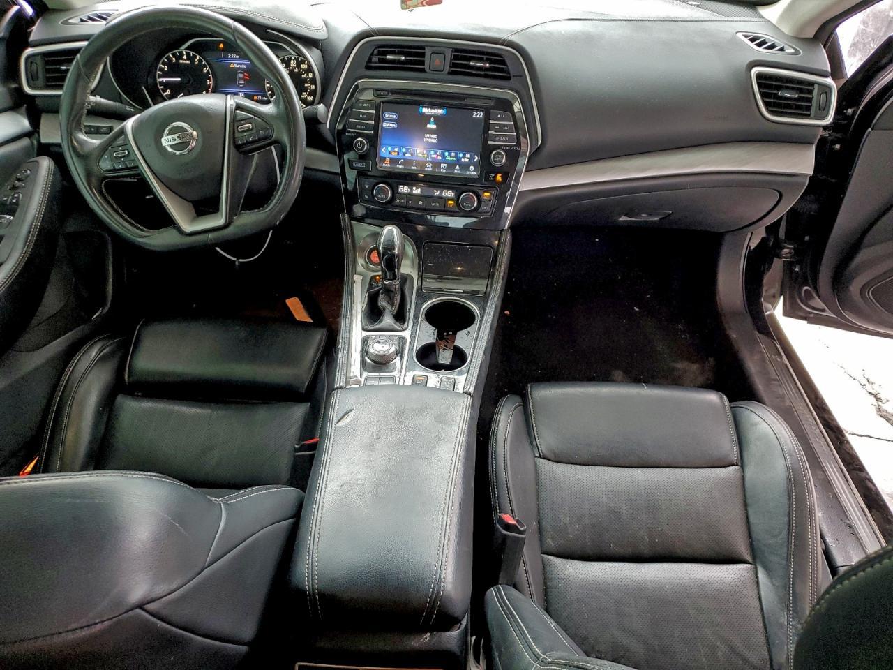 2017 NISSAN Maxima